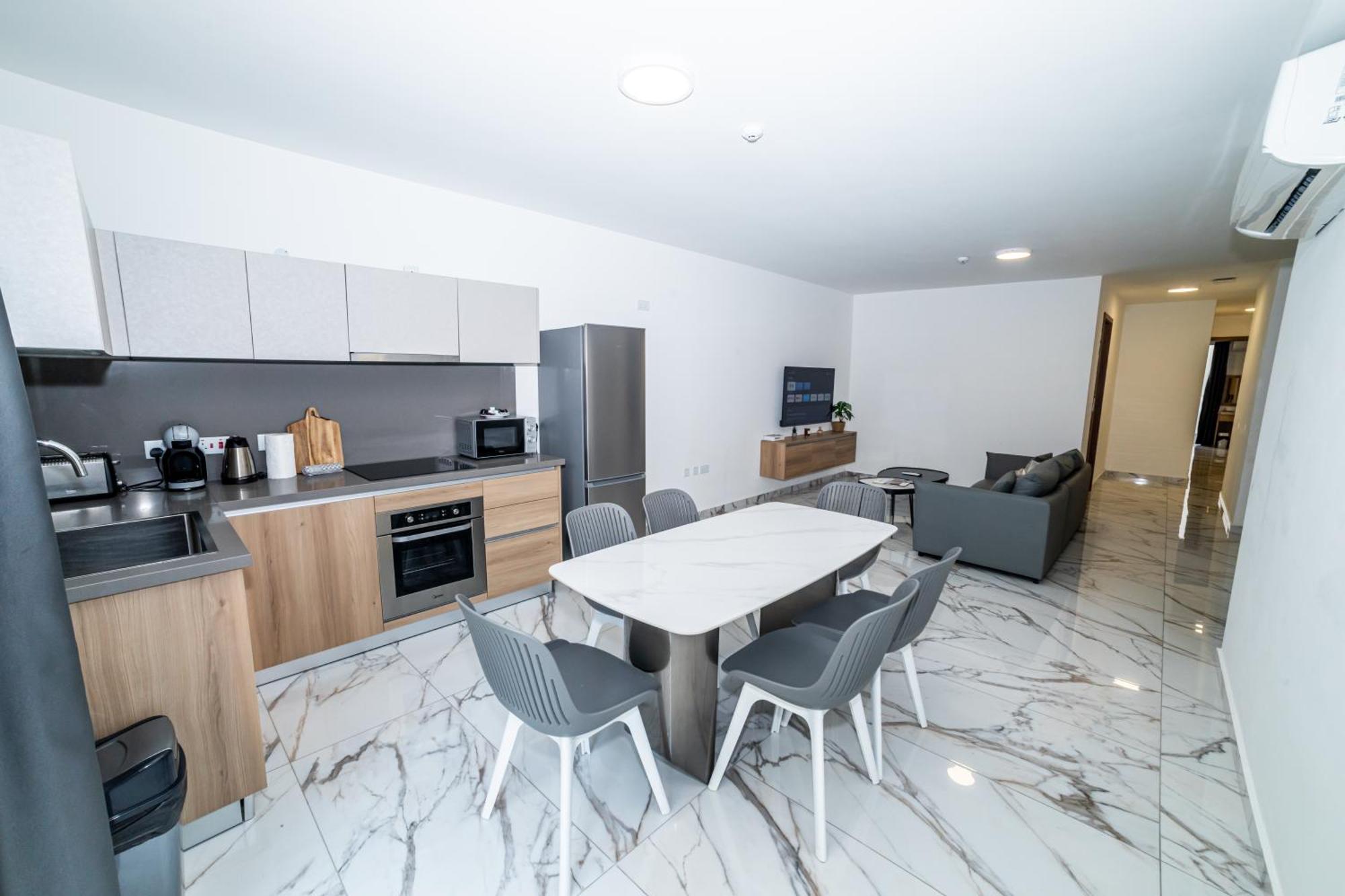 New, Stylish And Modern 1Br Apartment Сент-Полс-Бей Экстерьер фото