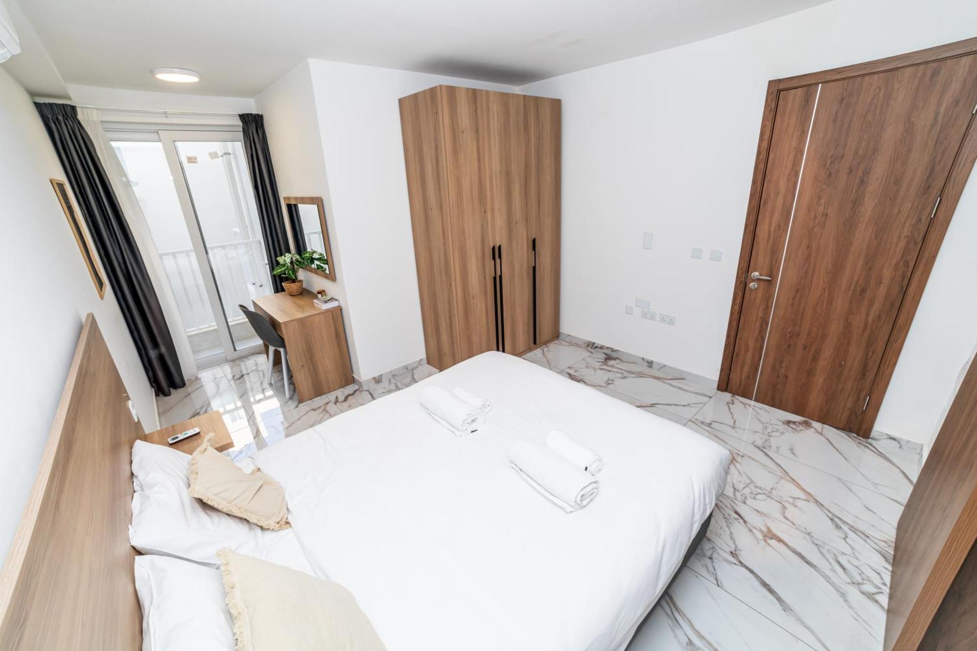 New, Stylish And Modern 1Br Apartment Сент-Полс-Бей Экстерьер фото